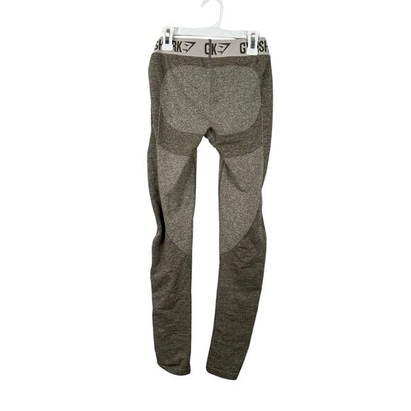 Gymshark Flex Leggings in Khahki Sand - Picture 6 of 10